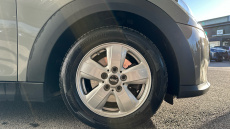 MINI Hatchback 1.5 Cooper Classic 5dr Auto Petrol Hatchback